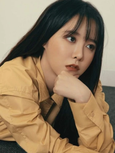 Koo Hye-sun (구혜선)