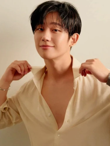 Jung Hae-in (정해인)