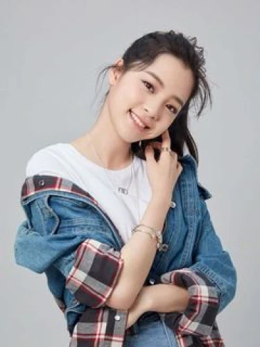 Ouyang Nana (歐陽娜娜)