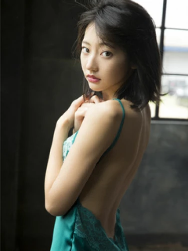 Takeda Rena (武田玲奈)